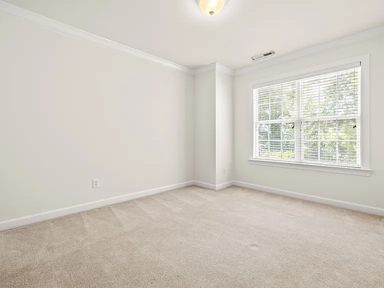 Upstairs bedroom 1