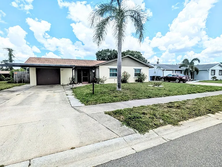 5417 Duncanwood Dr — Photo 2