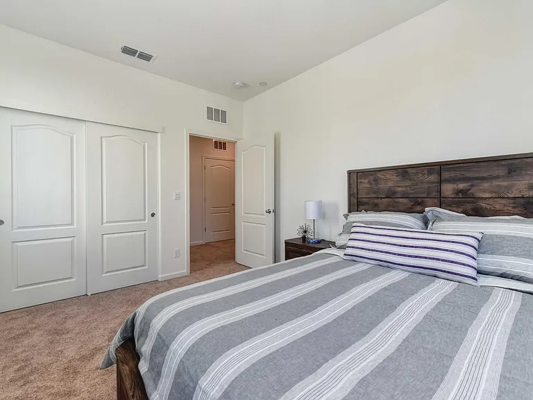 3304 Sunny Gate Ln — Photo 11