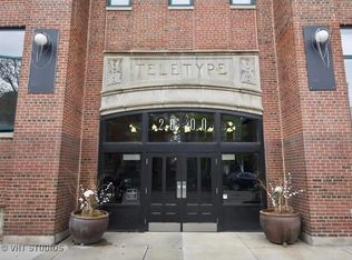2600 N Southport Ave APT 104, Chicago, IL 60614