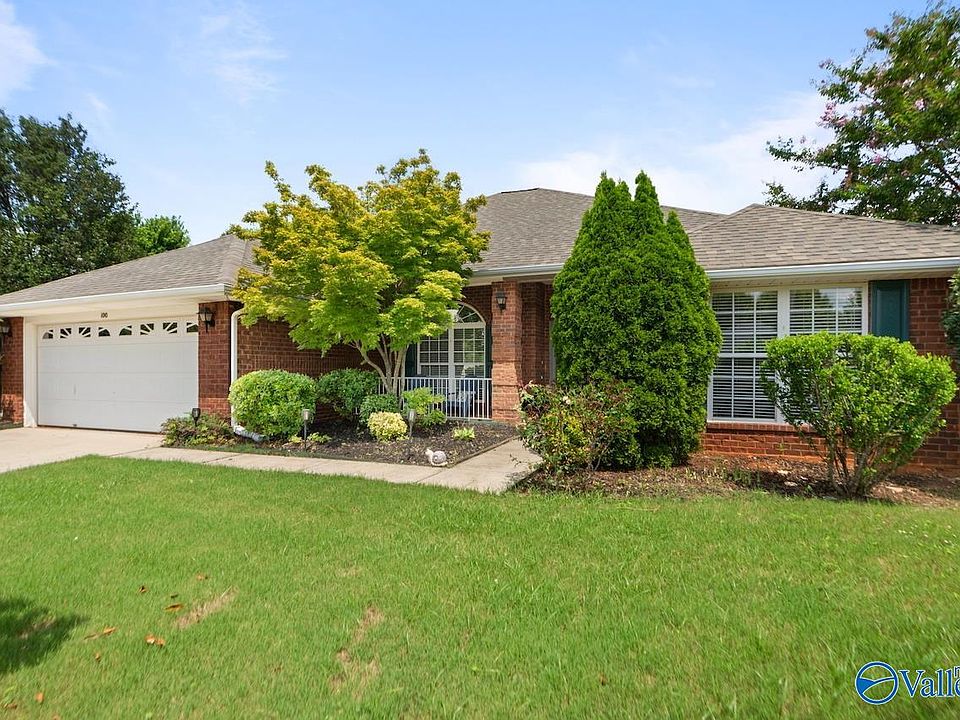 1st image of 100 Chantilly Ln