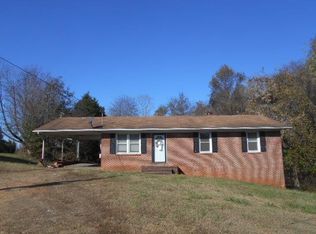 11635 Academy St, Milton, NC 27305