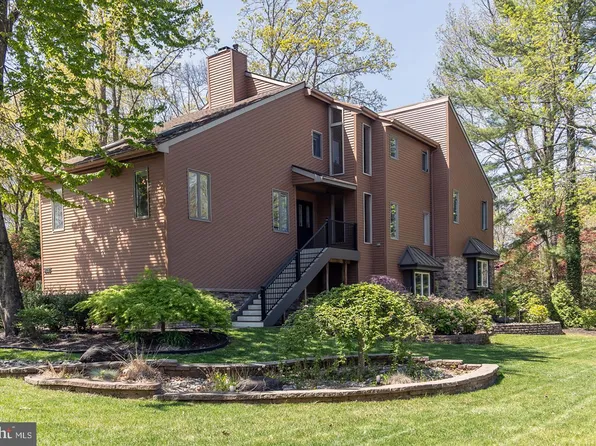 208 Dorado Ave, Sewell, NJ 08080