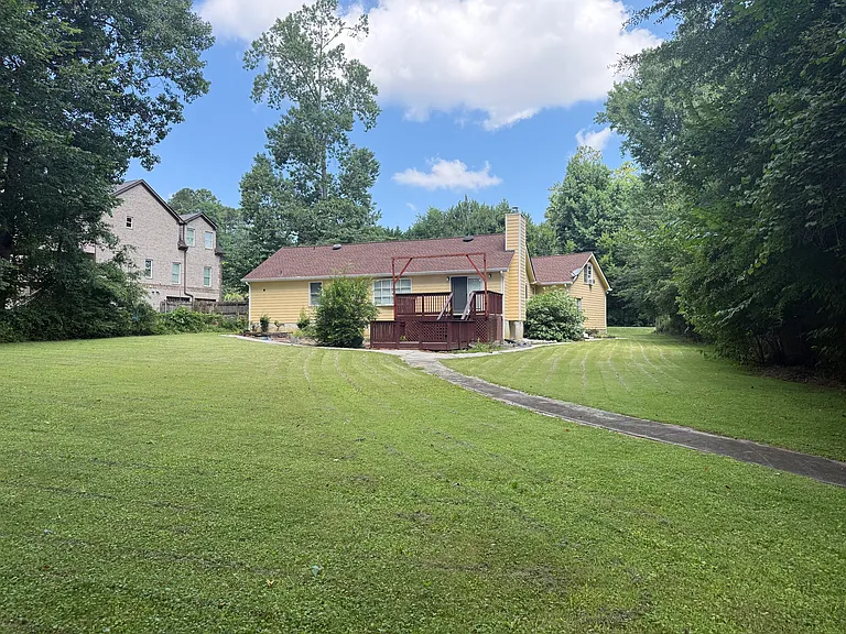 6108 Williams Rd — Photo 20