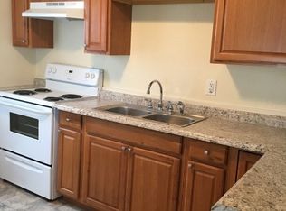 629 Greenlawn Ave, Hampton, VA 23661