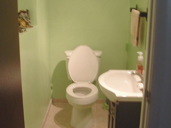 4th image of 6837 Centennial Dr
