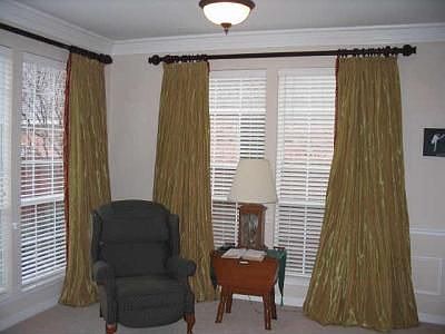 4th image of 2809 Greenview Dr