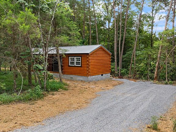 2nd image of 2501 Chestnut Grove Rd
