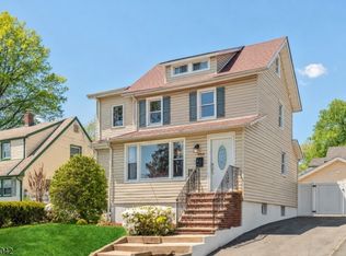 1154 Stasia St, Teaneck Twp., NJ 07666