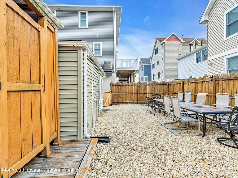 57 Fielder Ave — Photo 31