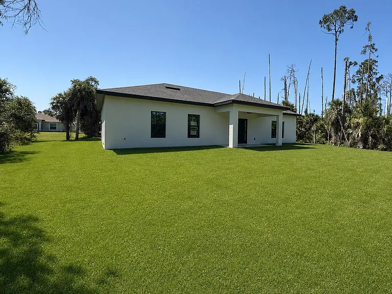 4807 Sabrina Ter — Photo 19