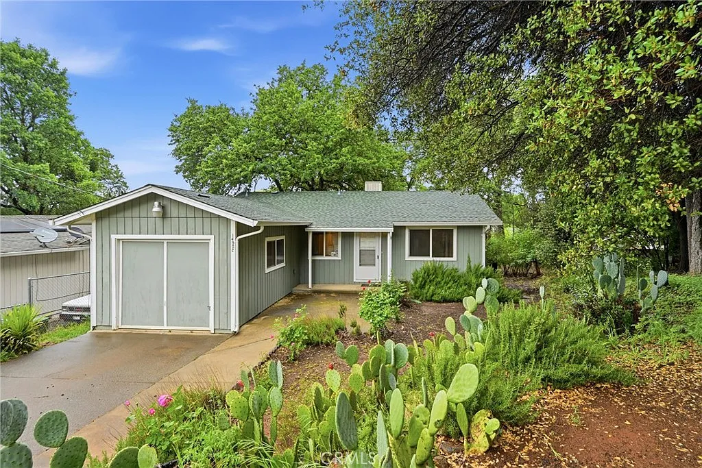 14922 Laguna Vista Way photo 1