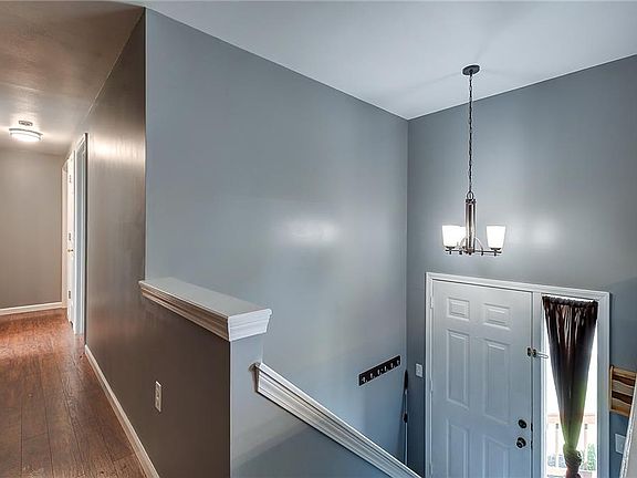 2nd image of 305 Emann Dr