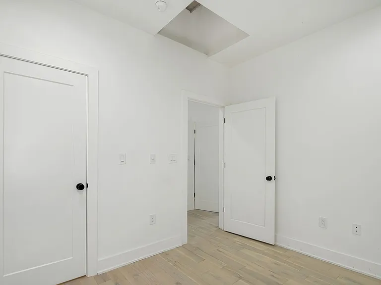 Newly Constructed Apartments in South Philly — Photo 10