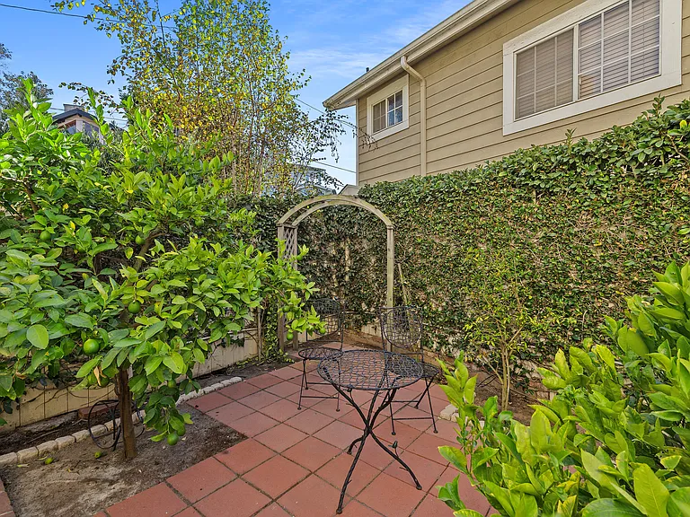 7901 Berger Ave — Photo 30