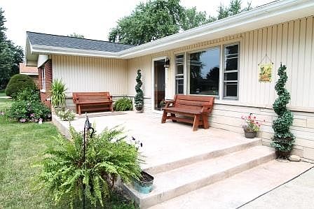 1st image of 139 Eastland Dr