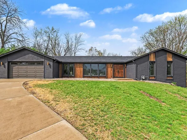 22 Dow Ct, Fairfield, OH 45014