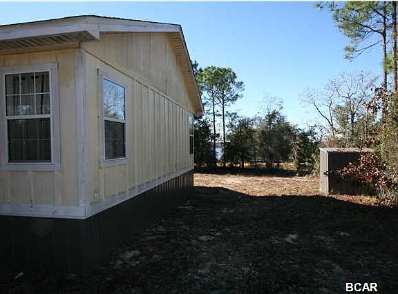 5th image of 3525 Lakeside Dr