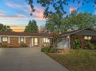 6625 Kirkdale Dr, Fort Wayne, IN 46815