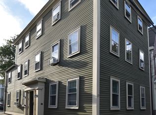 17 Beckford St APT 4, Salem, MA 01970