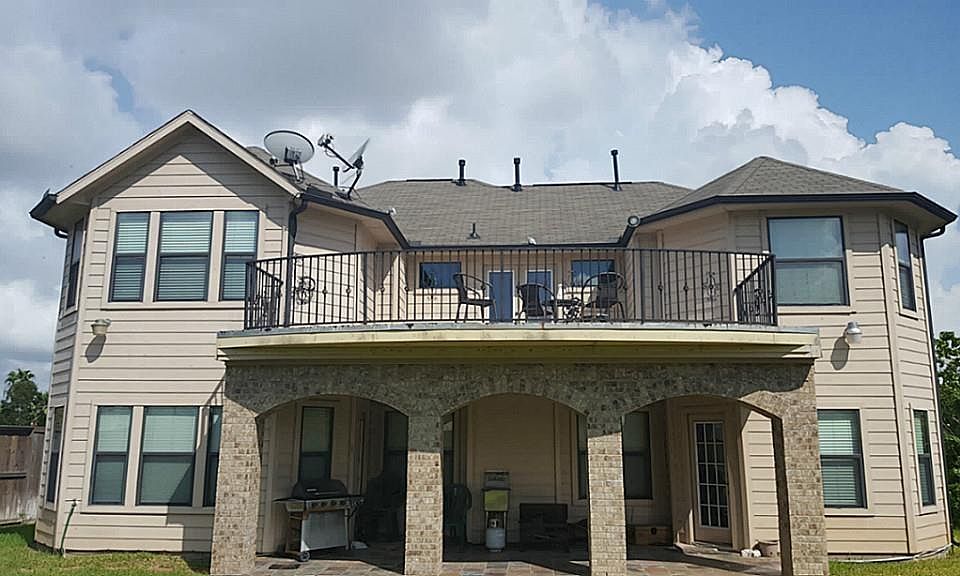 1st image of 4203 Crescent Ln