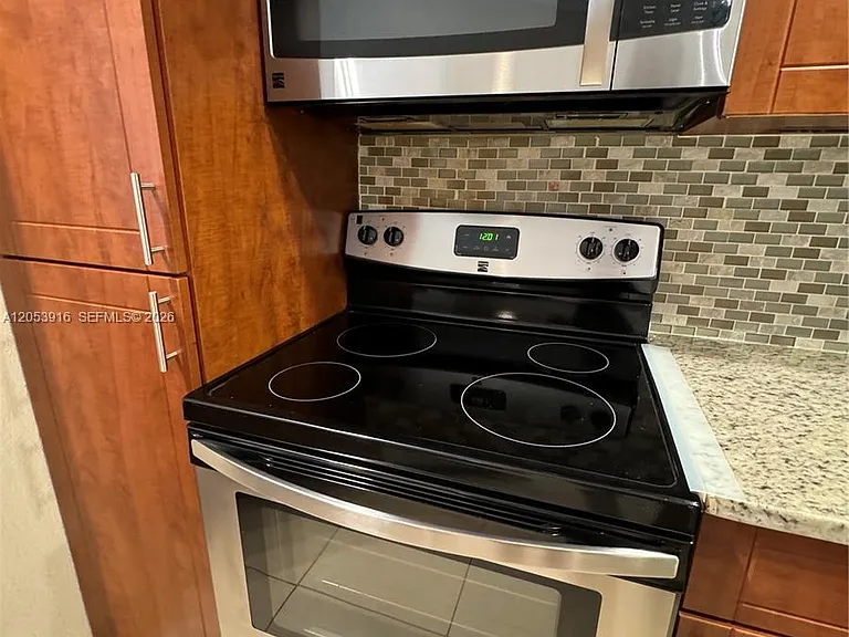 417 Vista Isles Dr #2324 — Photo 9