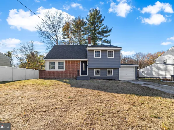 19 Paterson Ave, Pennsville, NJ 08070