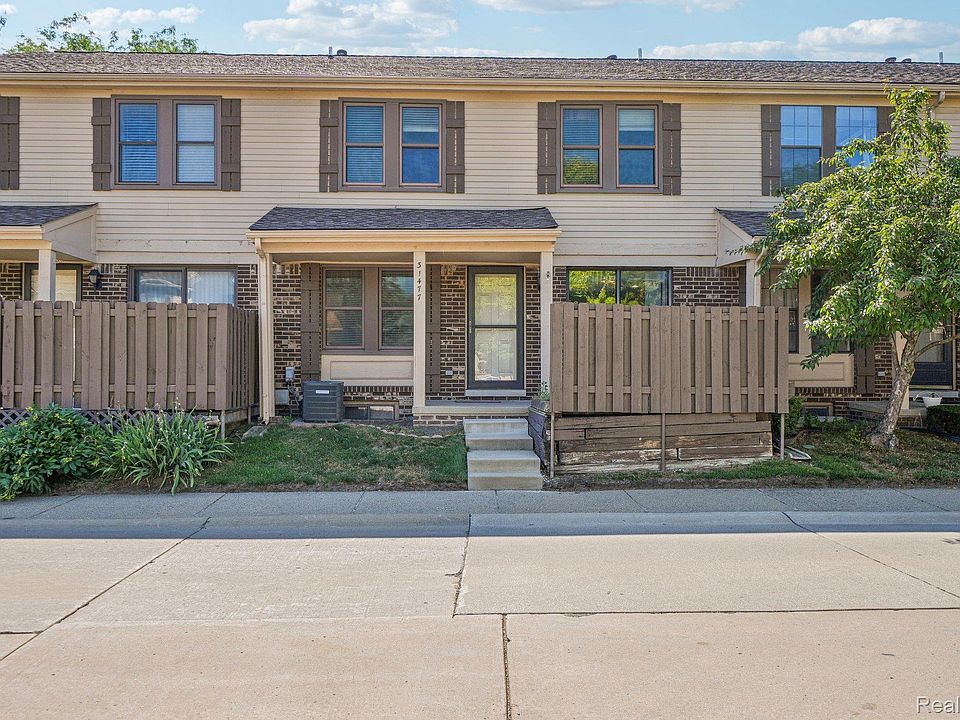 1st image of 31477 Bear Creek Blvd
