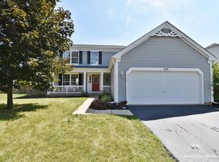 898 Summerhill Dr, Aurora, IL 60506