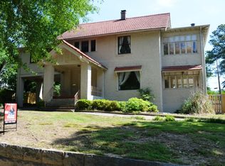 321 Fairfax Dr, Little Rock, AR 72205