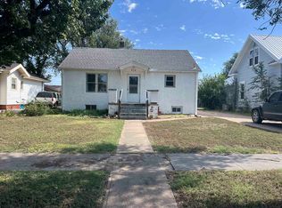 314 Roughton St, Jetmore, KS 67854