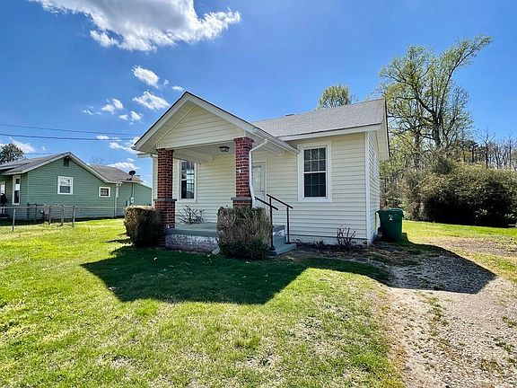 3rd image of 21314 Winfree Ave