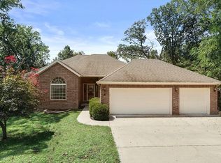 6 Congleton Ln, Bella Vista, AR 72714
