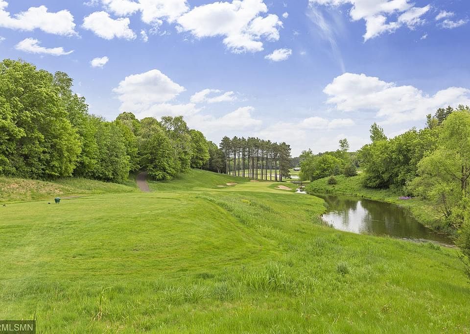 2nd image of 216 Muirfield Trl