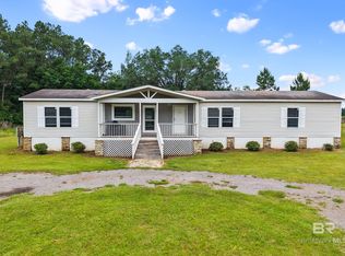 11055 Deerfoot Ln, Elberta, AL 36530