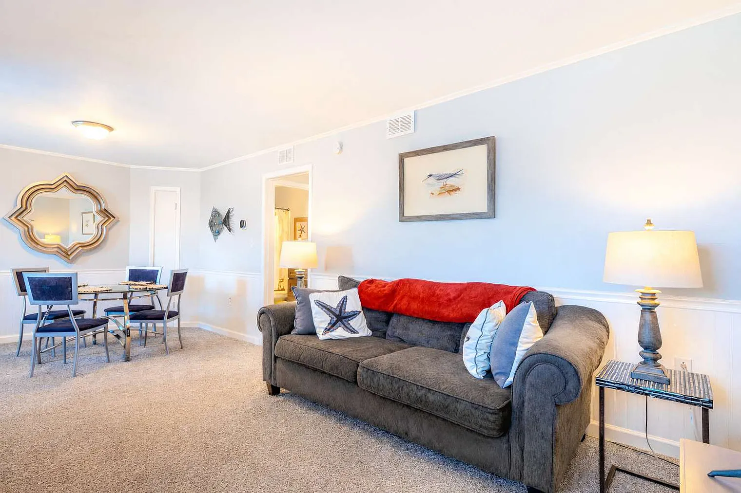 2 bed, 2.0 bath, 828 sqft, $2,188 — Photo 1