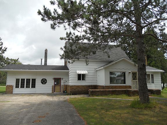 2nd image of 304 N 2nd St