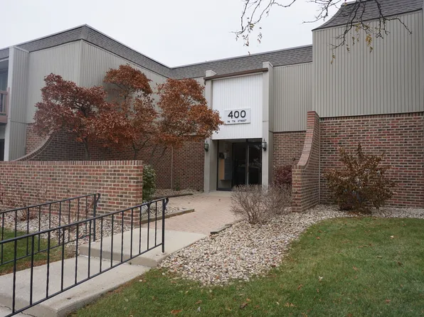 400 74th St APT 202, Downers Grove, IL 60516