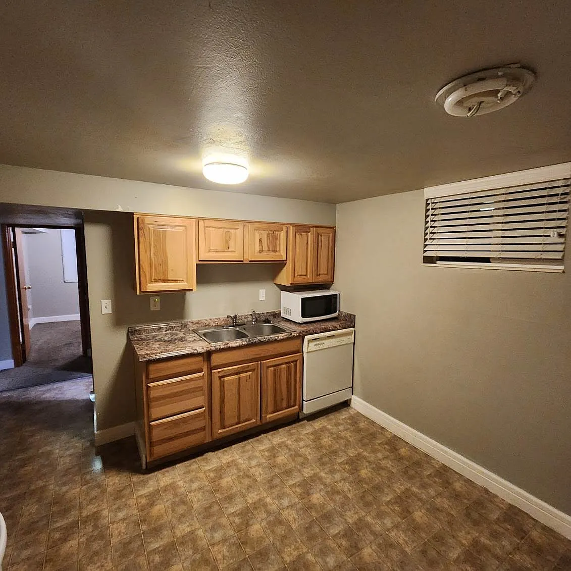 1 bed, 775 sqft, $1,150 — Photo 2