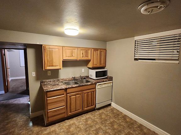 2nd image of 213 E Coatsville Ave #B