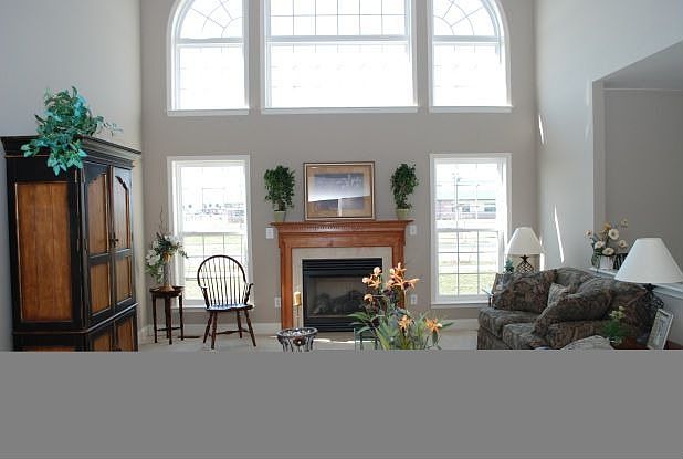 2nd image of 106 Tuckaway Dr
