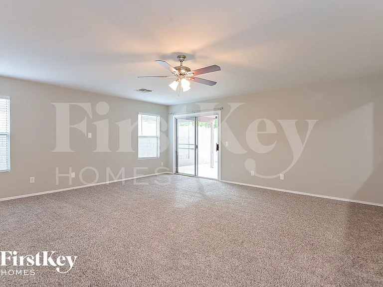 10234 E Wasp Spring Dr — Photo 3
