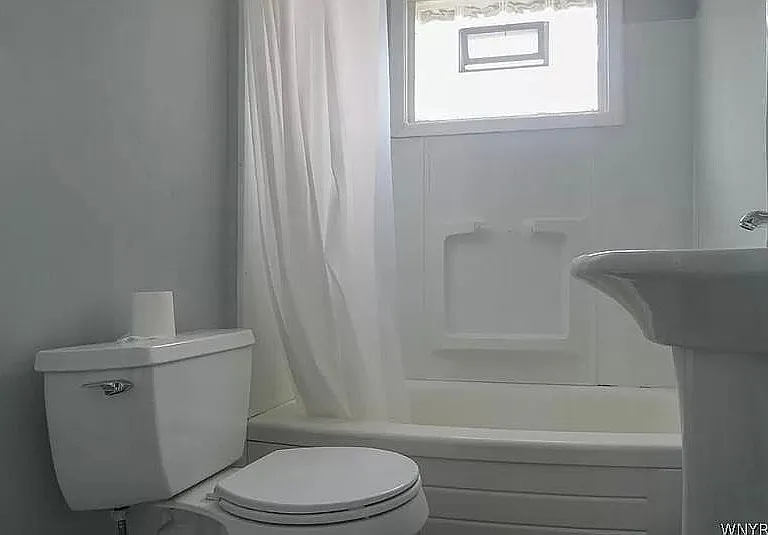 2841 Macklem Ave #2 — Photo 7