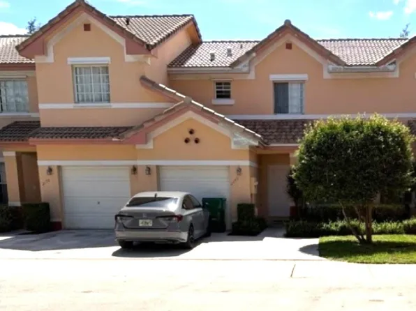 2140 SW 87th Way, Hollywood, FL 33025