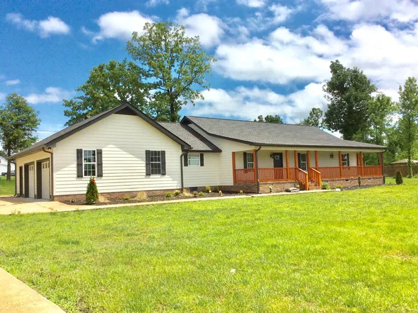 2120 Merlin Dr, Chattanooga, TN 37421