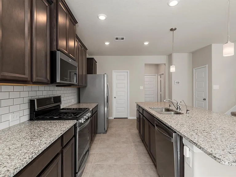 1520 Parkland Oak Dr — Photo 13