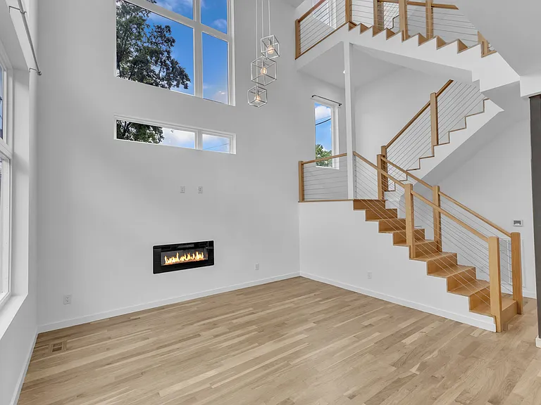 304 S Tarboro St — Photo 23