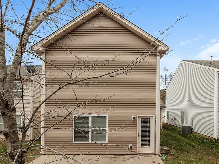 1048 Joselynn Dr — Photo 17