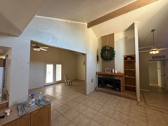 5th image of 5420 Royal Dr NE