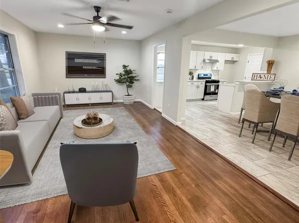 801 Martha Street, Deer Park, TX 77536